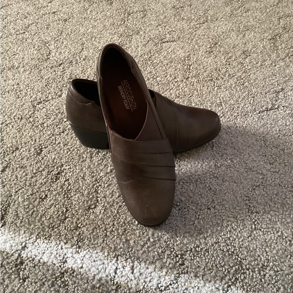 Women's Aerocushion Brown Loafers